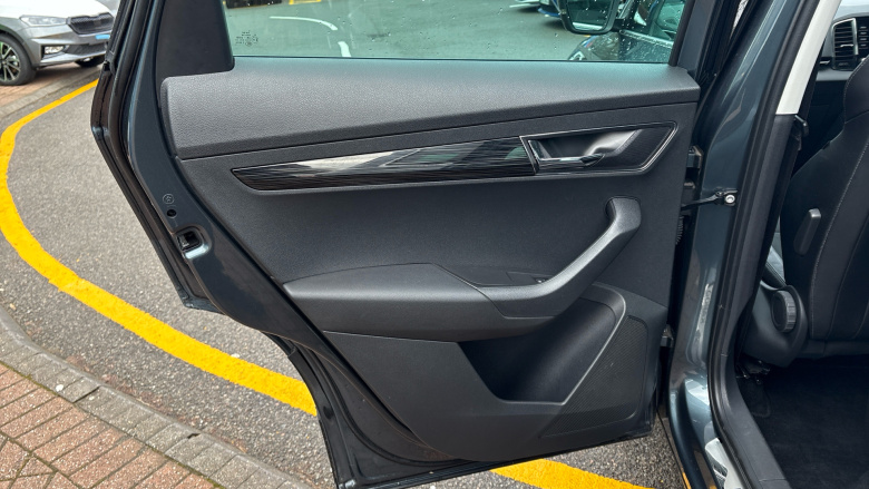 Skoda Karoq 1.5 TSI SE L 5dr DSG Petrol Estate